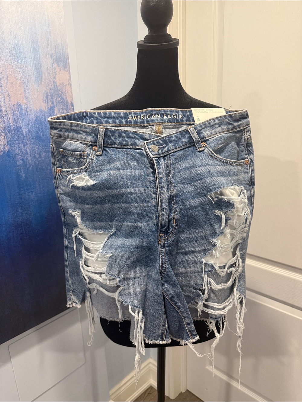 NWT American Eagle Outfitters Light Blue Distressed Denim Shorts